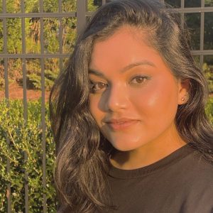 Uzma Headshot
