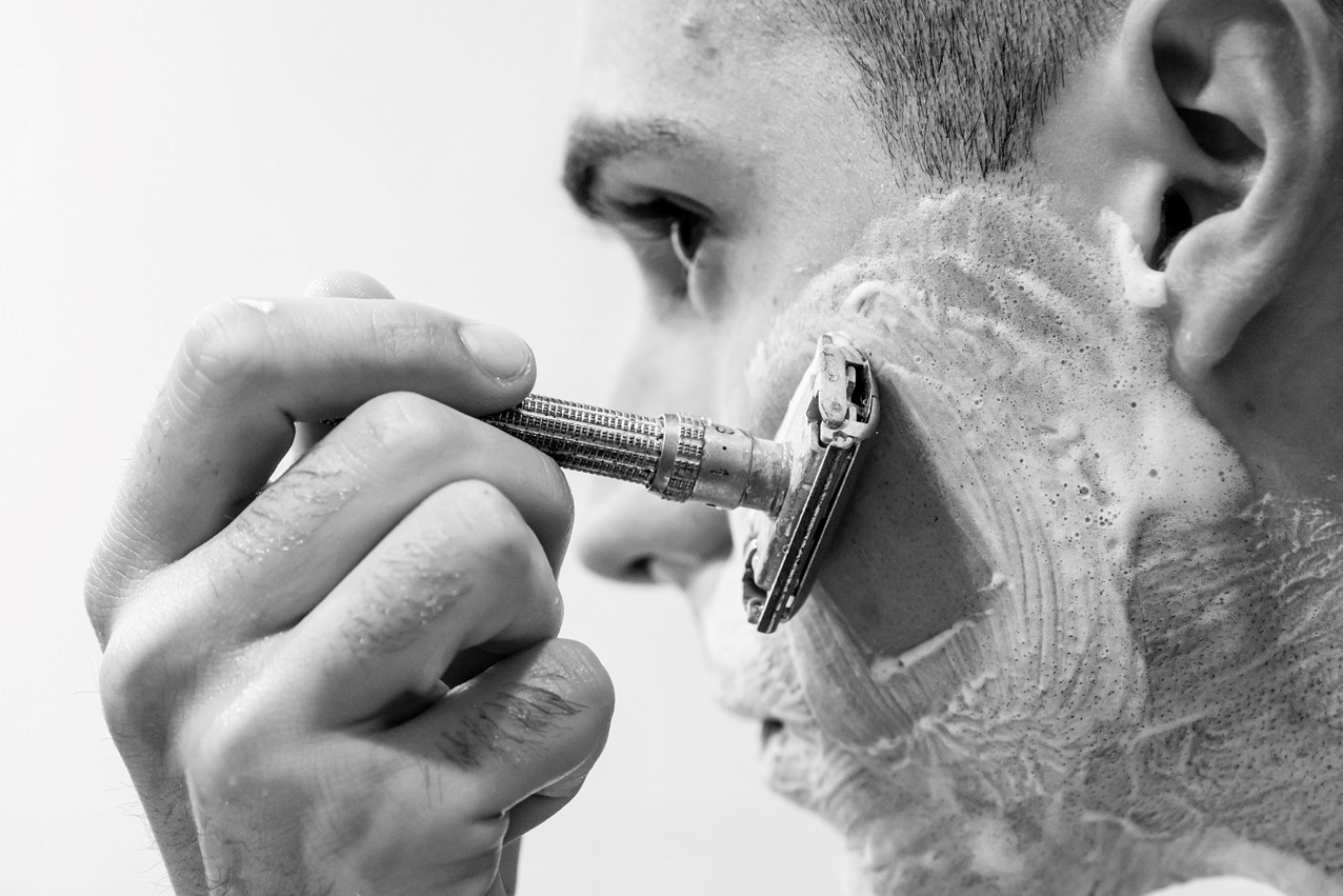 Why and How to Use a Safety Razor Penny